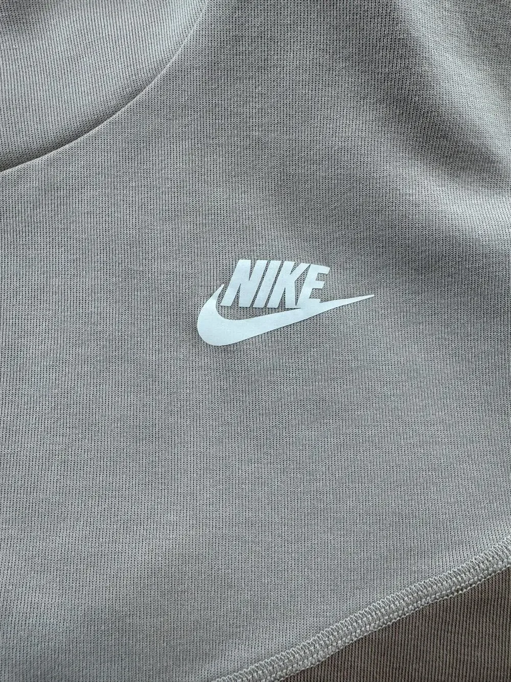 Nike Hoodie Womens 1X Beige Colorblock Fleece Pullover Zip Pockets CT6631-215